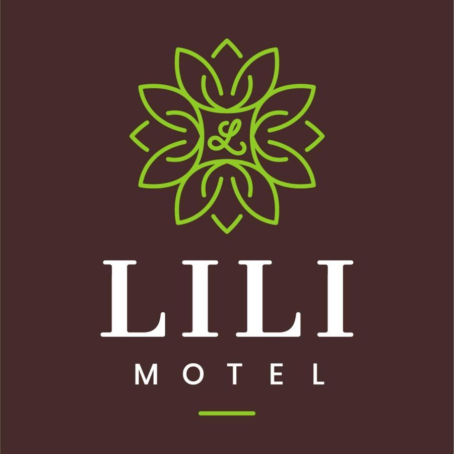 Lili Motel Sajoszentpeter 外观 照片